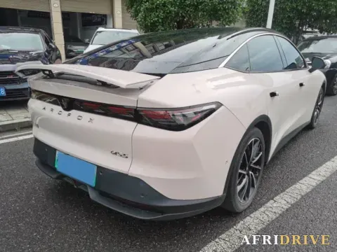 2024 ARCFOX αT5 6