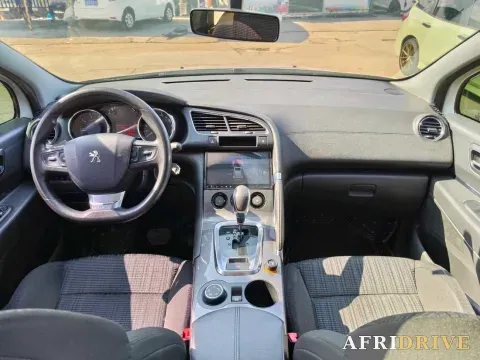 2016 Peugeot 3008 5