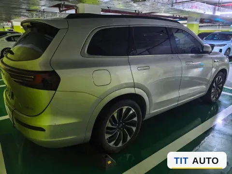 2024 AITO M7 4