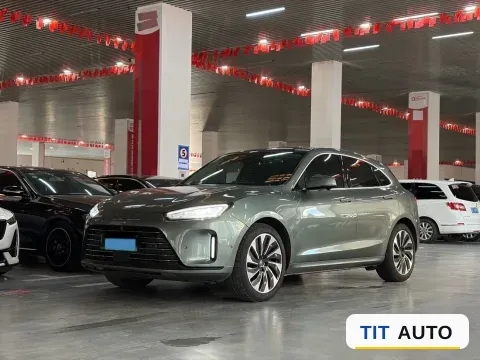 2022 AITO M5