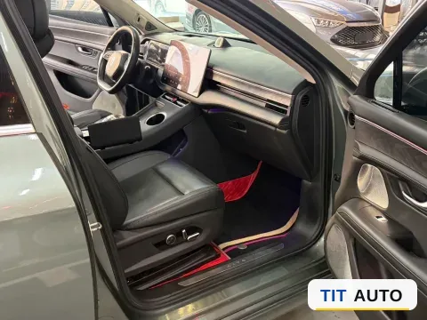 2022 AITO M5 7