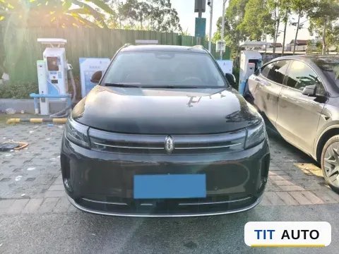 2024 AITO M7 2