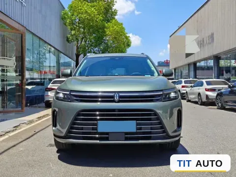 2022 AITO M7 2