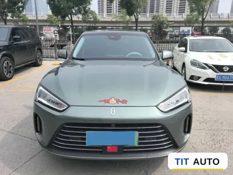 2022 AITO M5 2