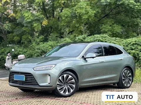 2022 AITO M5
