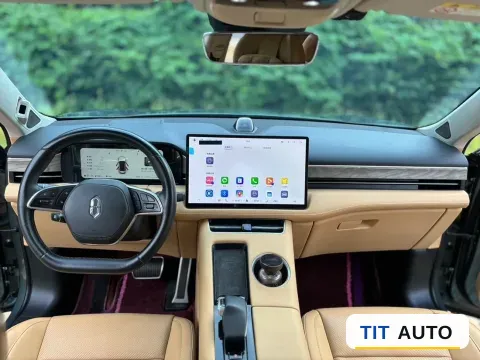 2022 AITO M5 9