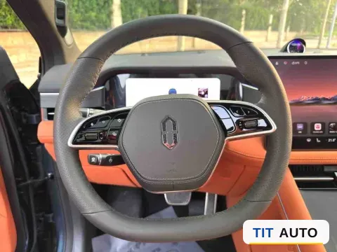 2024 AITO M7 10