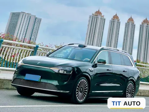 2025 AITO M9
