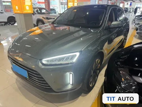 2022 AITO M5