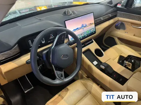 2022 AITO M5 5