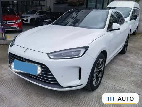 2023 AITO M5