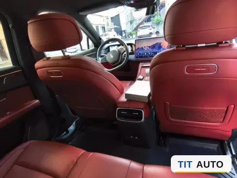 2023 AITO M5 2