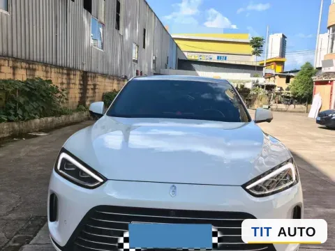 2023 AITO M5 3