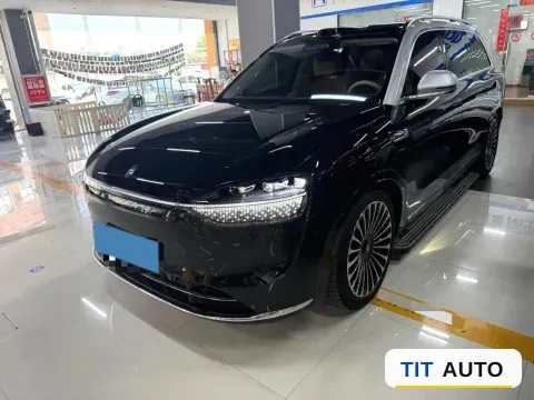 2025 AITO M9