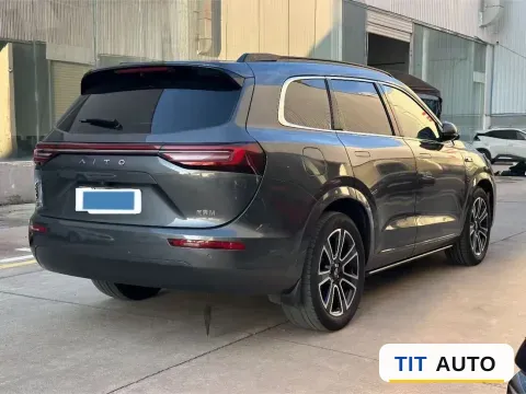 2024 AITO M7 4