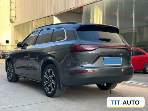 2024 AITO M7 8