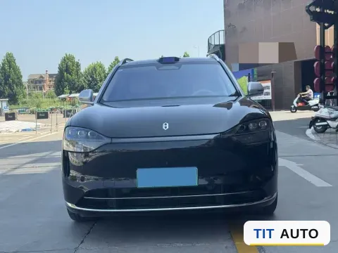 2025 AITO M9 2
