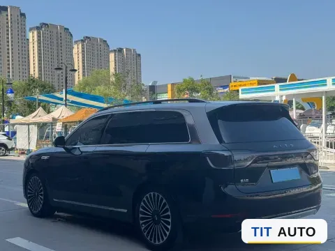 2025 AITO M9 7