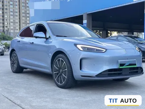 2022 AITO M5 3