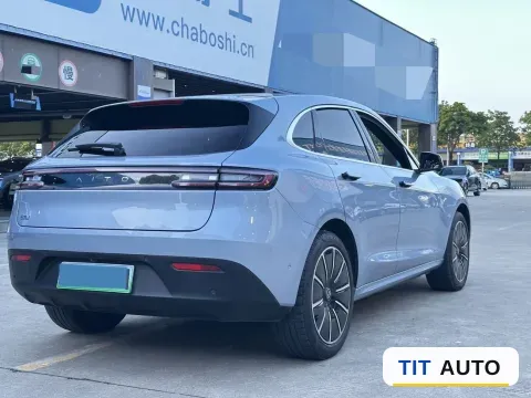 2022 AITO M5 5