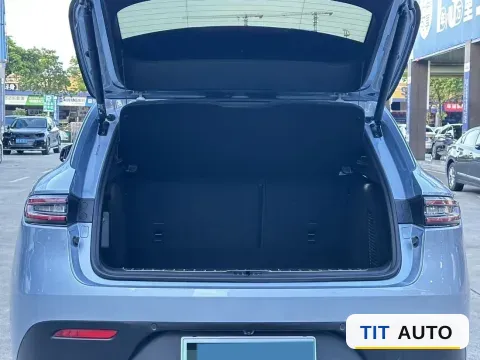 2022 AITO M5 7