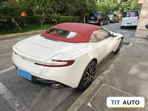 2019 Aston Martin DB11 5