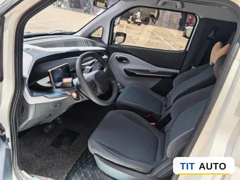 2020 BaoJun E200 7
