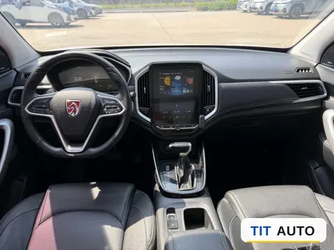 2020 BaoJun 530 5