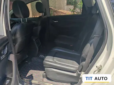 2019 BaoJun 360 4