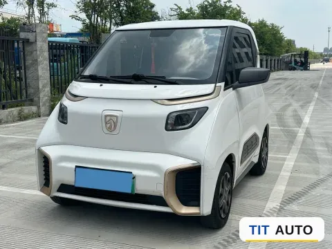 2018 BaoJun E200