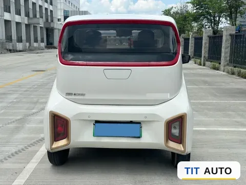 2018 BaoJun E200 7