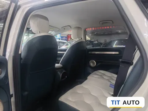 2023 BaoJun Cloud 6