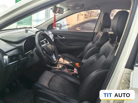 2018 BaoJun 360 6