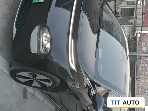 2023 BaoJun Cloud 7