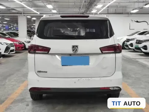 2018 BaoJun 360 8