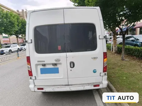 2025 MAXUS XinTu V80 5