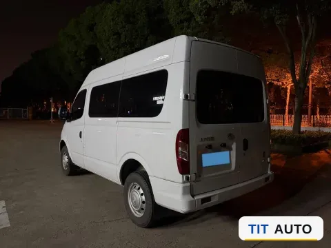 2023 MAXUS XinTu V80 4