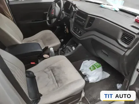 2022 WuLing HongGuang V 4