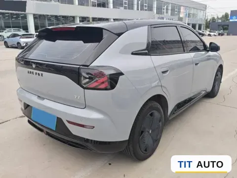 2025 ARCFOX T1 7