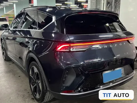 2022 ARCFOX αT 7
