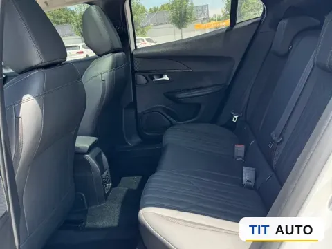 2022 Peugeot 2008 6