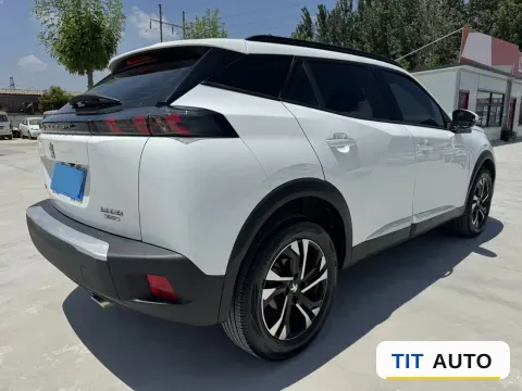 2022 Peugeot 2008 7