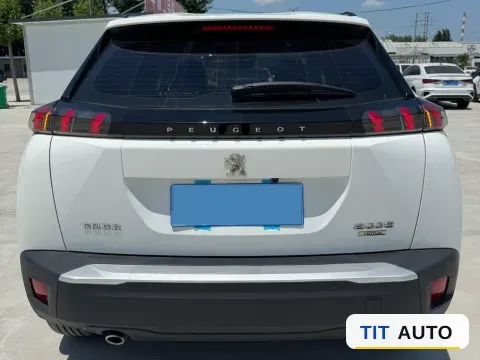2022 Peugeot 2008 8