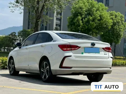 2018 BeiJing Auto EU5 4