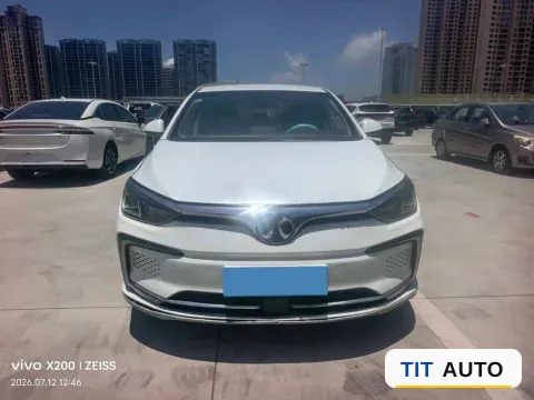 2018 BeiJing Auto EU5 3