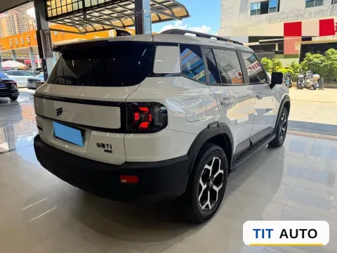 2025 MAXUS XinTu V70 6