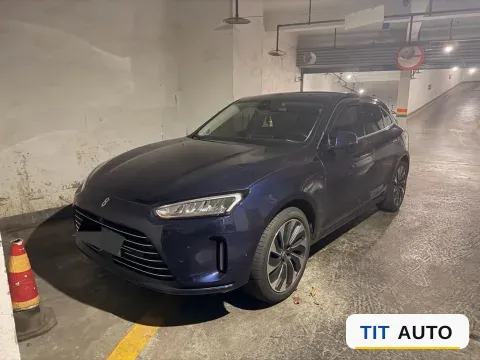 2022 AITO M5