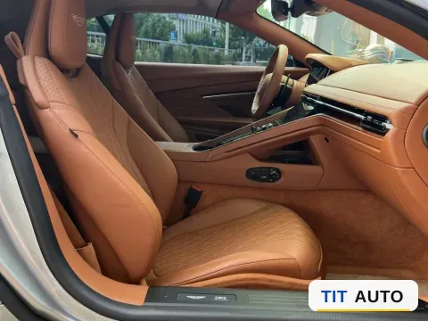 2023 Aston Martin DB12 6