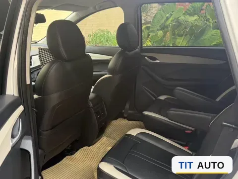 2019 BaoJun 360 6
