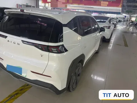 2022 Aion Y 4
